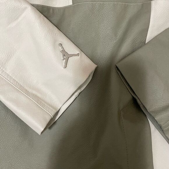 Nike Jordan Classics Capsule 2.0 Faux Leather Jacket DJ2716-320 Women's Sz Med - Picture 7 of 8